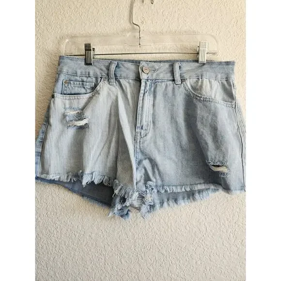 Rewash Women's HighRise Light Wash Denim Cutoff Shorts 11 - Picture 1 of 7